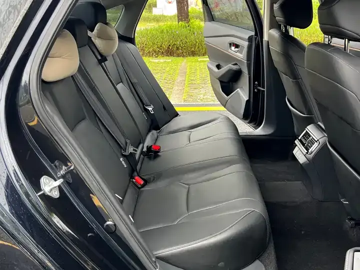 Accord New Energy 2023 2.0L e:PHEV Premium Edition 6