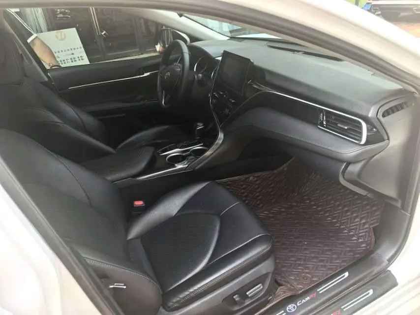 Toyota 2023 Camry 2.0G Stepless Deluxe Edition Automatic Gear 4