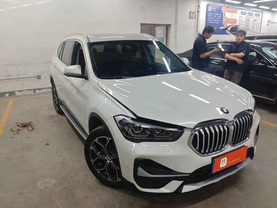 BMW 2023 X1 sDrive20Li 1.5T X Design Package Automatic Transmission 6