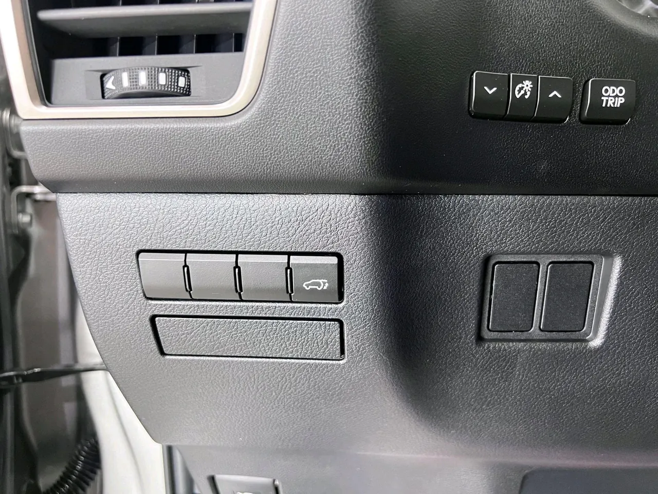 Lexus NX (Imported) 2020 NX200 2.0 Stepless Automatic Gear 17