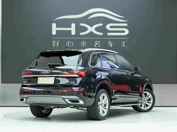 Audi Q7 2021 55 TFSI quattro S line Sport 4