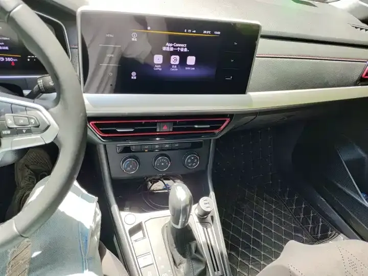 Langyi 2023 300TSI DSG Star Full Edition 9
