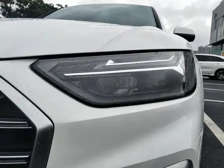 Audi Q5L 2022 model 40T Luxury Dynamic Edition 7