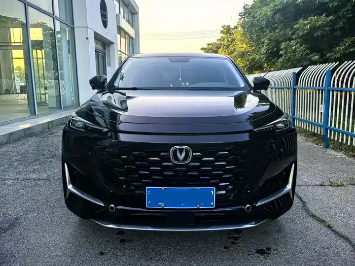 ChangAn UNI-K 2021 2.0T Luxury Model 2