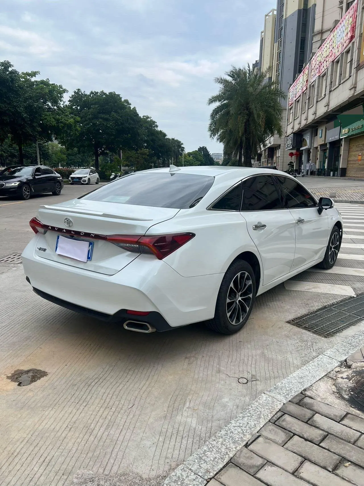 Toyota 2023 Asian Dragon 2.5 Deluxe Edition Automatic 8