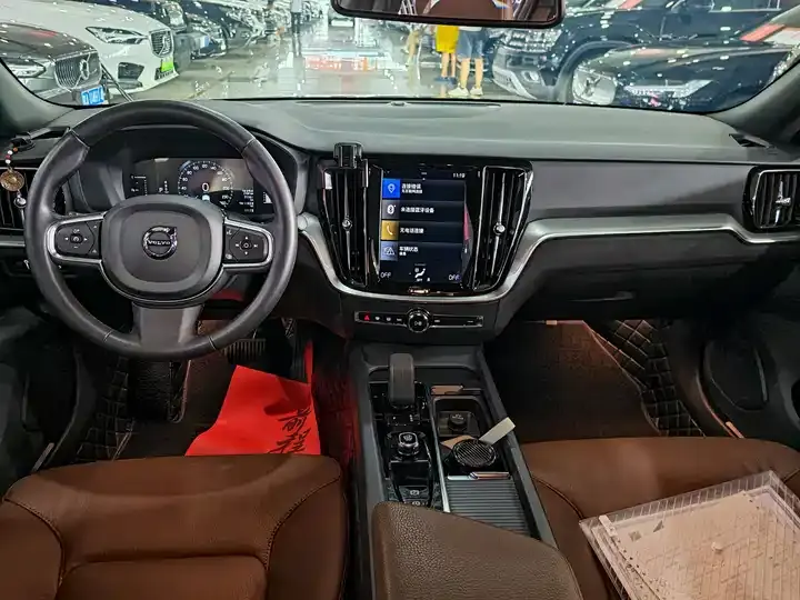 Volvo S60 2022 B4 Zhiyi Deluxe Edition 7