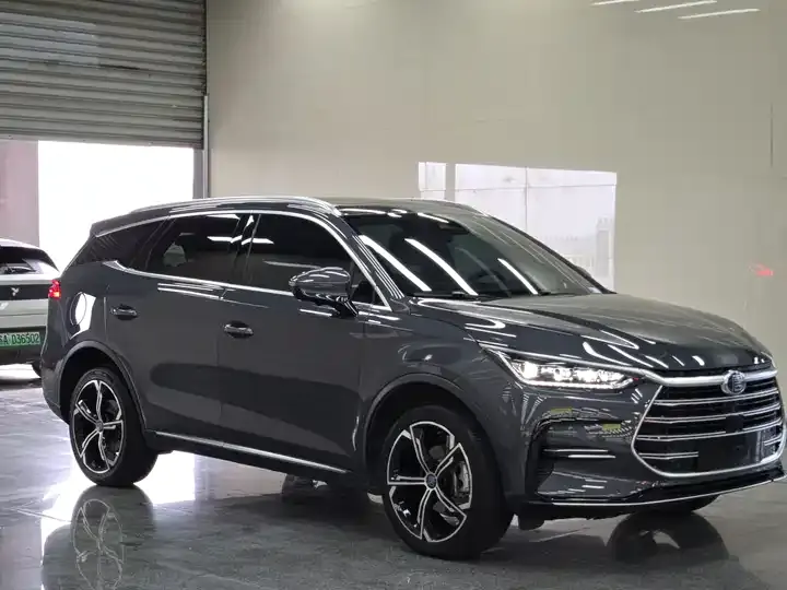 Tang New Energy 2021 DM-i 112KM Honorable Model 3
