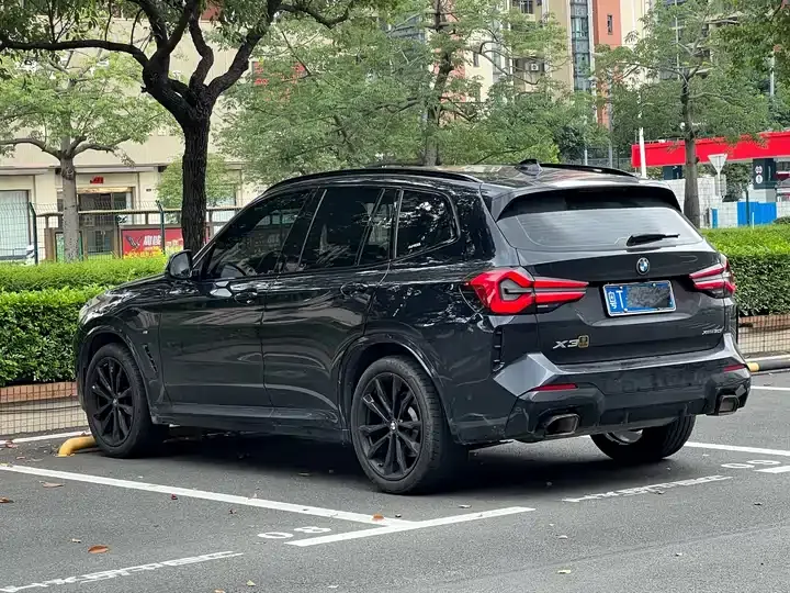 BMW X3 2023 facelift xDrive30i exclusive M obsidian night suit 5