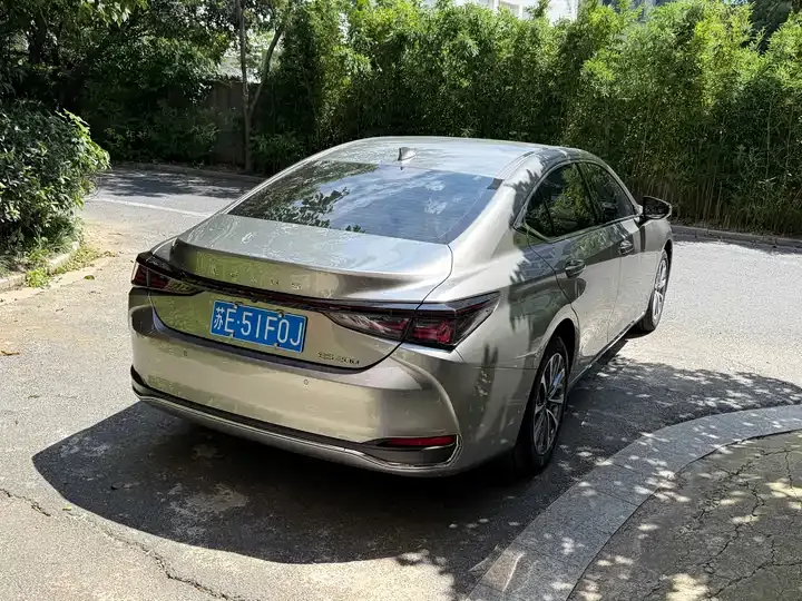 Lexus ES 2025 Model 200 Prestige Edition 9