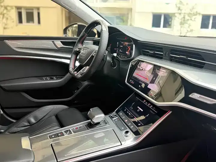 Audi A7 2023 45 TFSI Selection 9
