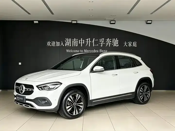 Mercedes Benz GLA 2023 GLA 220 - View 1