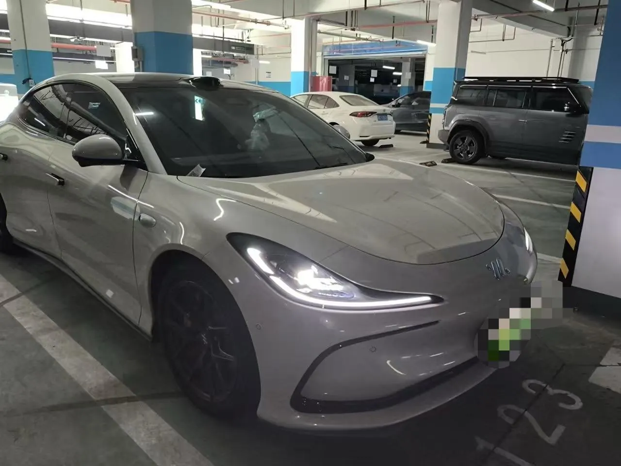 IM 2024 IM L6 Max Standard Edition Automatic Gear 3