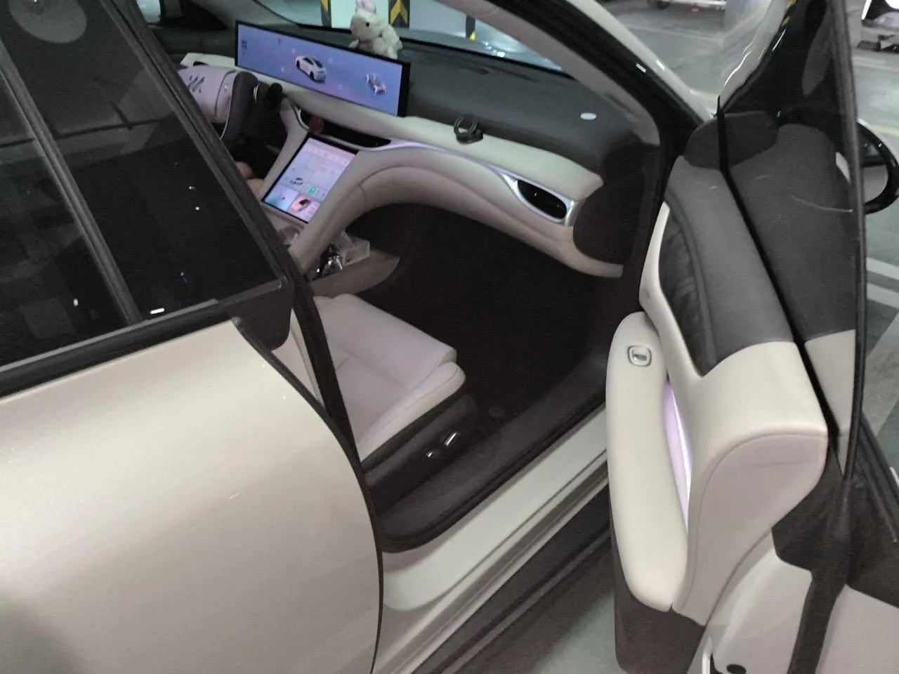 IM 2024 IM L6 Max Standard Edition Automatic Gear 8
