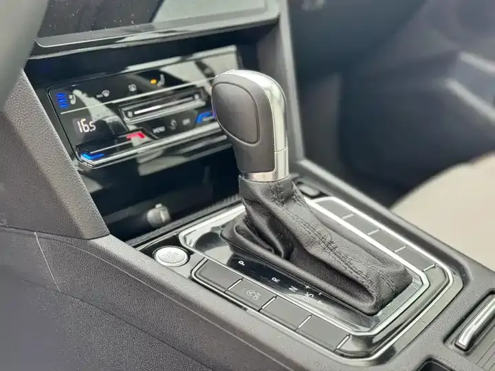 Magotan 2026 30 million selected 380TSI DSG luxury model 12