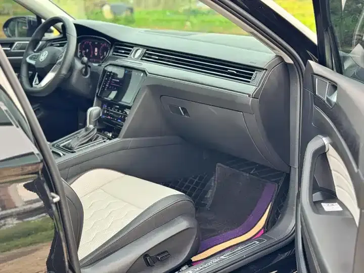 Magotan 2026 30 million selected 380TSI DSG luxury model 9