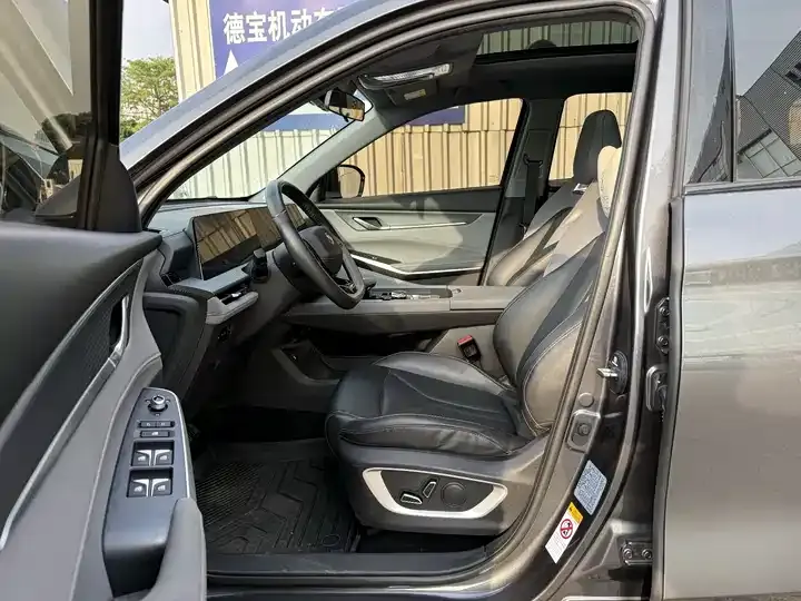 ChangAn CS75PLUS 2022 second generation 1.5T automatic honor model 6