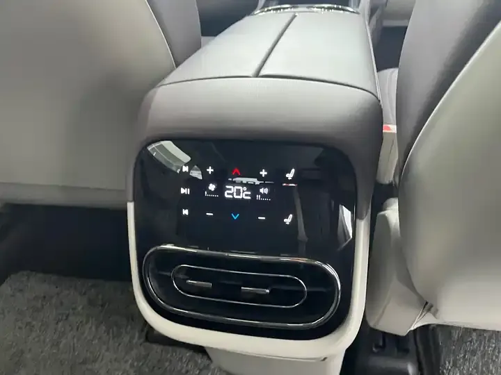 Leapmotor C11 2023 Model, All-Electric, 500km Range, Smart Edition 12