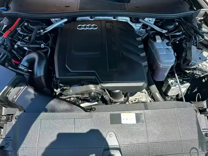 Audi A6L 2023 45 TFSI quattro Selected to Be Elegant 9