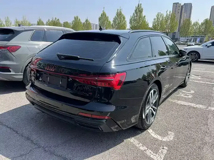 Audi A6 (Imported) 2022 Avant Avant Avant 45 TFSI Selected Dynamic Type 4