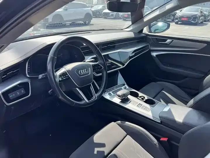 Audi A6 (Imported) 2022 Avant Avant Avant 45 TFSI Selected Dynamic Type 6