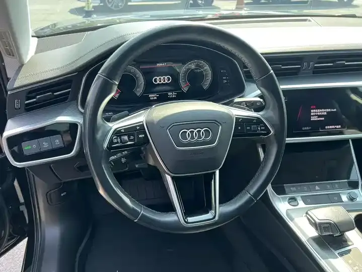 Audi A6 (Imported) 2022 Avant Avant Avant 45 TFSI Selected Dynamic Type 7