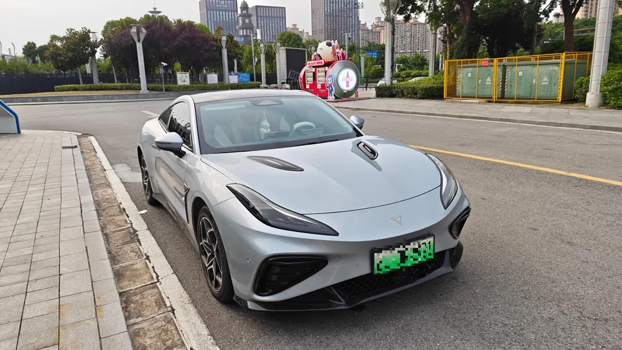 Neta 2023 Neta GT 580 AWD Sports Edition Automatic Gear 2