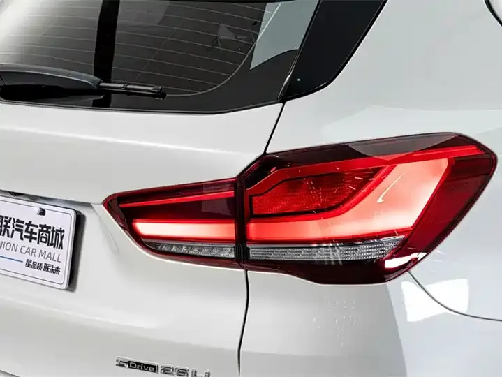 BMW X1 2022 sDrive25Li leading type 8