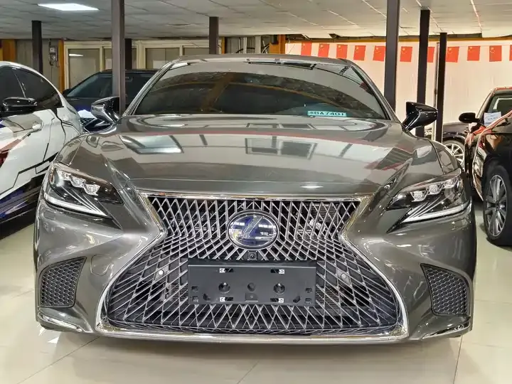 Lexus LS 2020 500h Excellent Edition Country VI 2