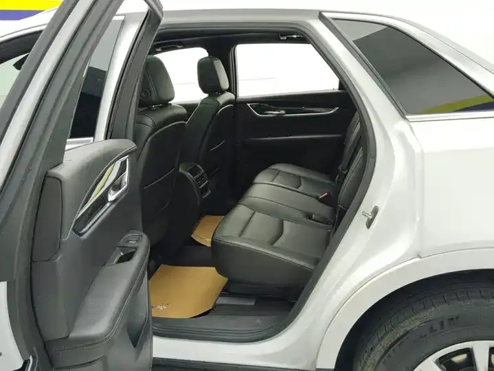 Cadillac XT5 2022 2.0T Two-Drive Luxury Model 11