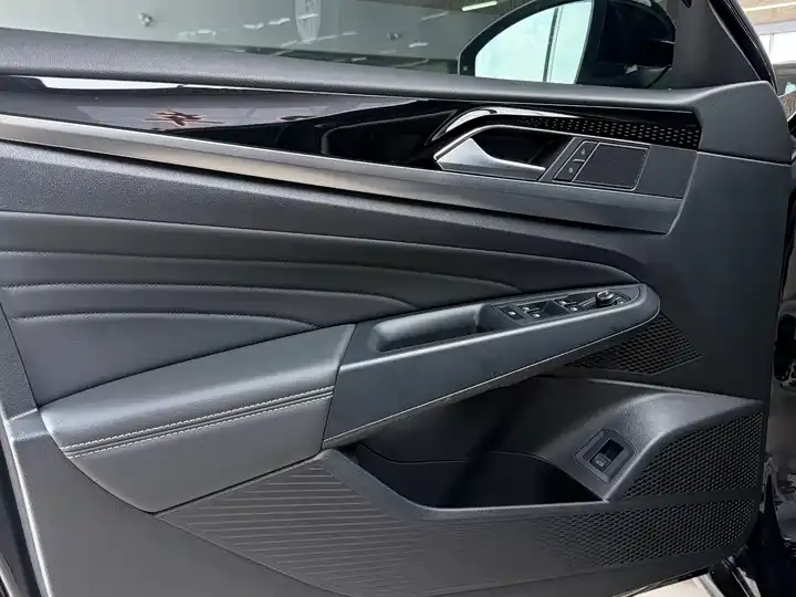 Passat 2022 280TSI Elite Edition 6