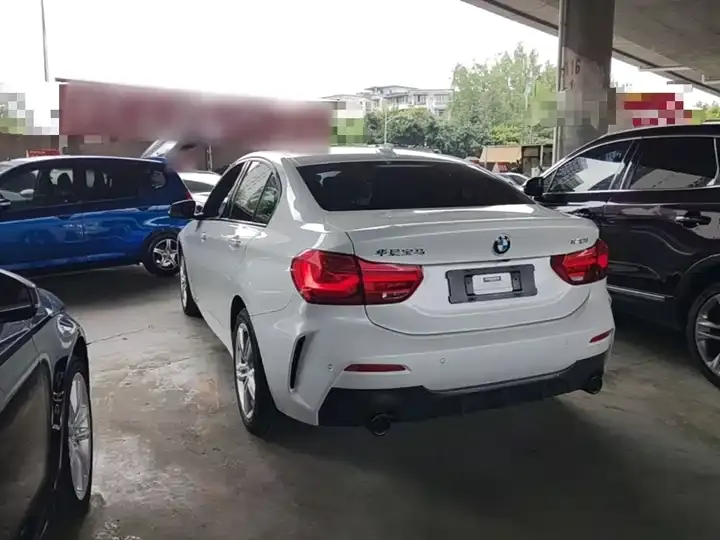 BMW 1 Series 2021 Changed to 120i M Sports Obsidian Night Edition 5