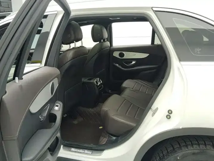 Mercedes Benz GLC 2021 GLC 260 L 4MATIC Dynamic 11