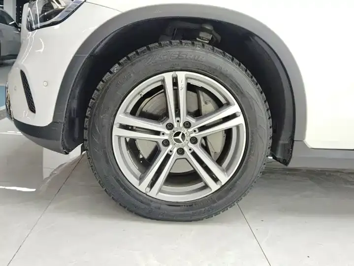 Mercedes Benz GLC 2021 GLC 260 L 4MATIC Dynamic 6