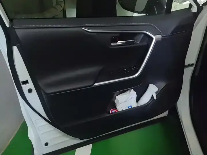 RAV4 RongFang 2020 Dual Engine 2.5L E-CVT Four-wheel Drive Flagship Edition 7