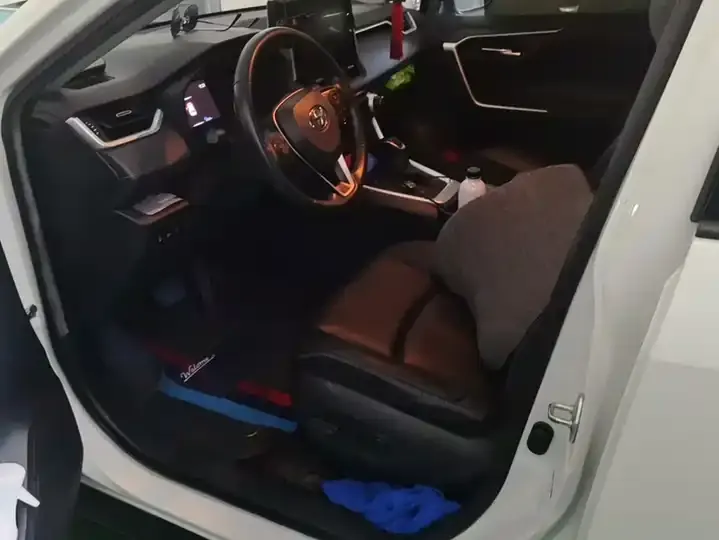 RAV4 RongFang 2020 Dual Engine 2.5L E-CVT Four-wheel Drive Flagship Edition 9