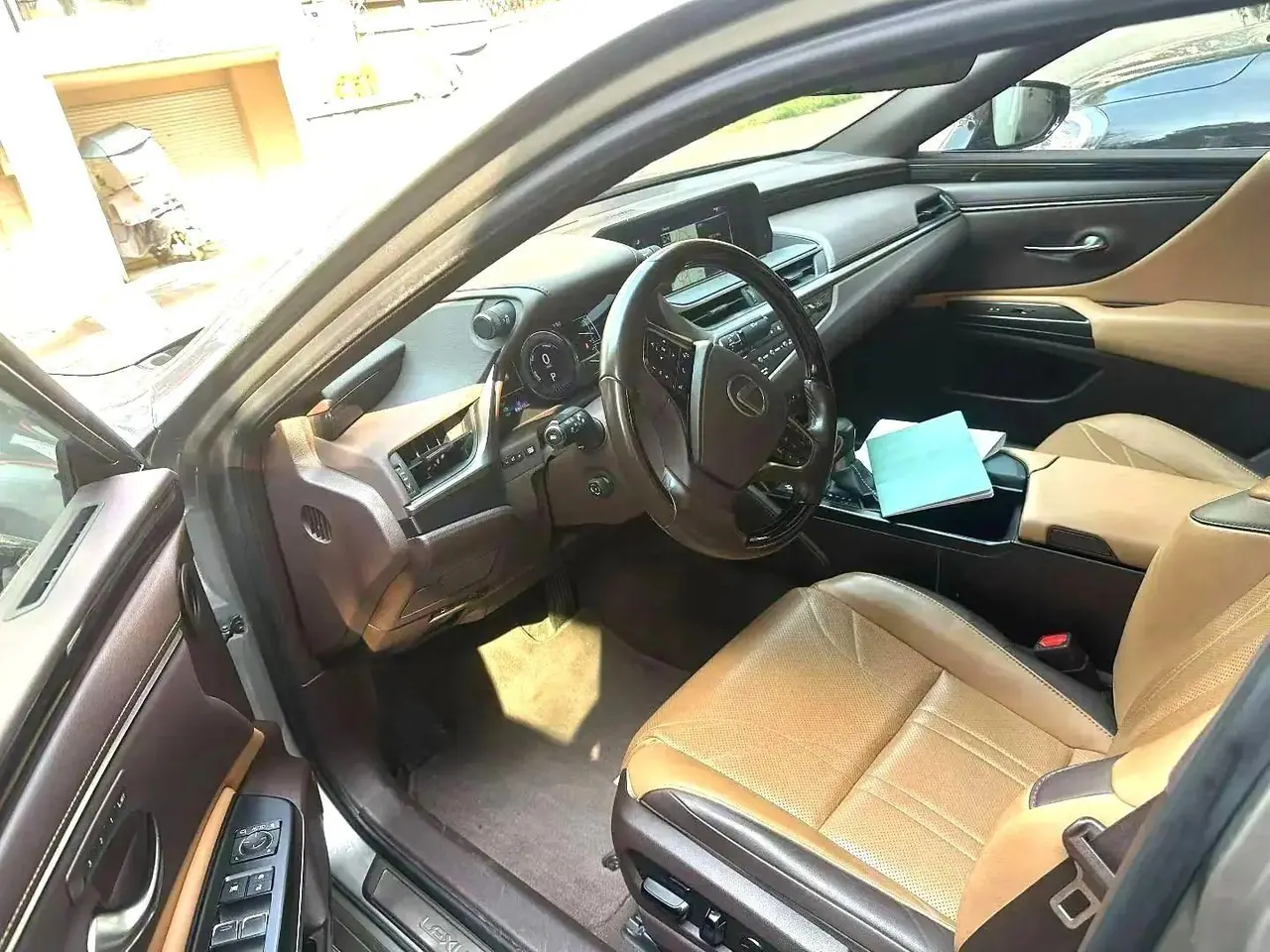 Lexus ES (Imported) 2020 ES300h 2.5 Stepless Premium Edition Automatic Gear 4