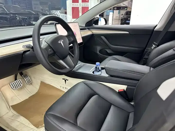 Model 3 2022 Performance high-performance all-wheel drive 11
