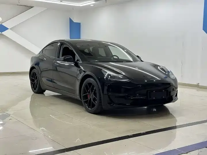 Model 3 2022 Performance high-performance all-wheel drive 2