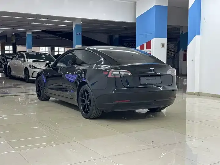 Model 3 2022 Performance high-performance all-wheel drive 6