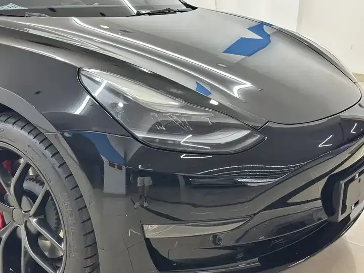 Model 3 2022 Performance high-performance all-wheel drive 9