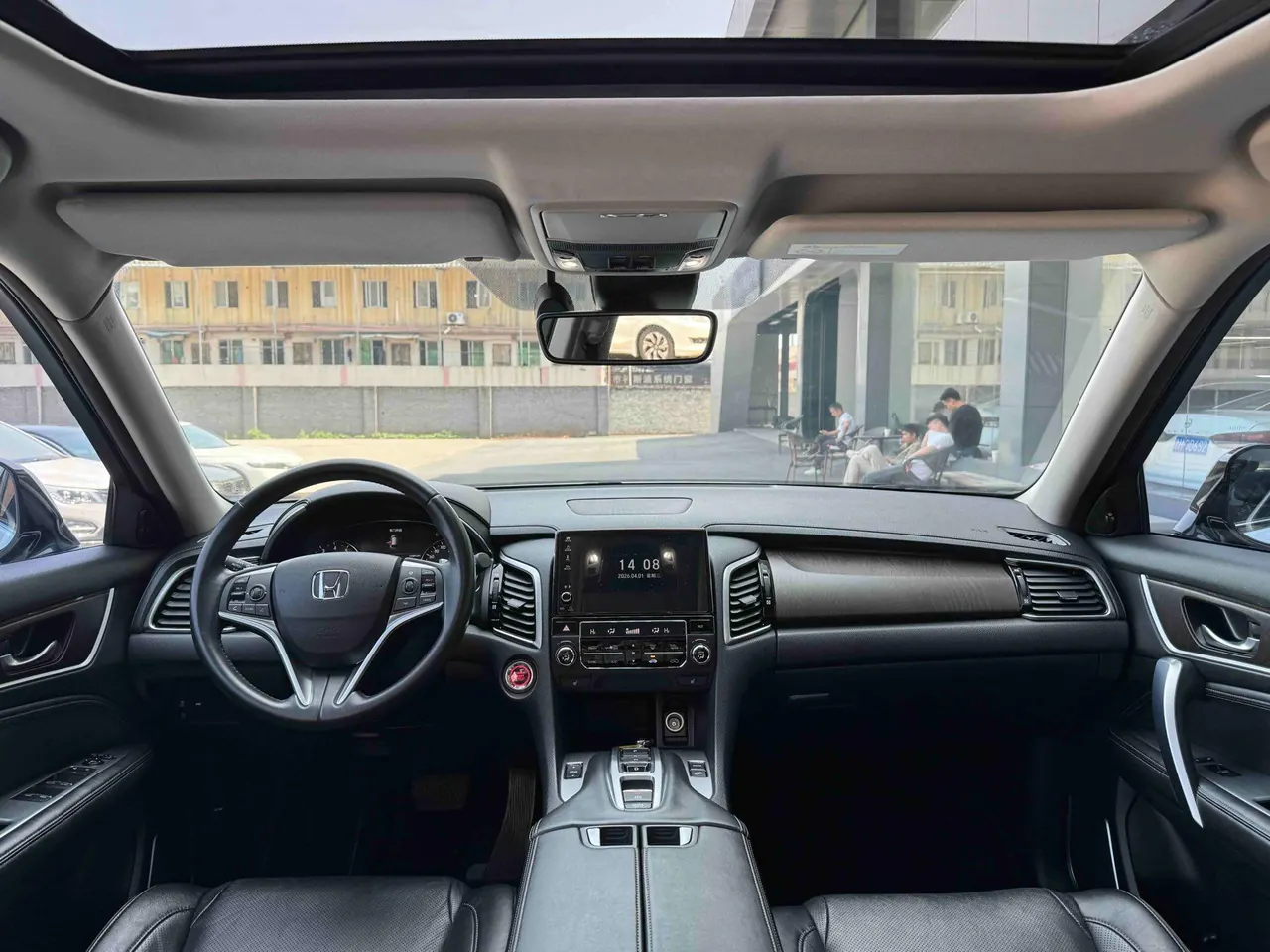 Honda 2020 Crown Road 2.0T 370TURBO Two-Drive Deluxe Automatic Gear 5