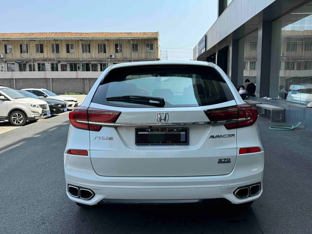 Honda 2020 Crown Road 2.0T 370TURBO Two-Drive Deluxe Automatic Gear 8