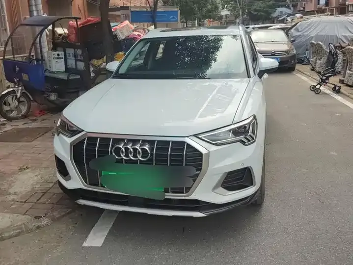 Audi Q3 2022 35 TFSI Fashion Elegant 2