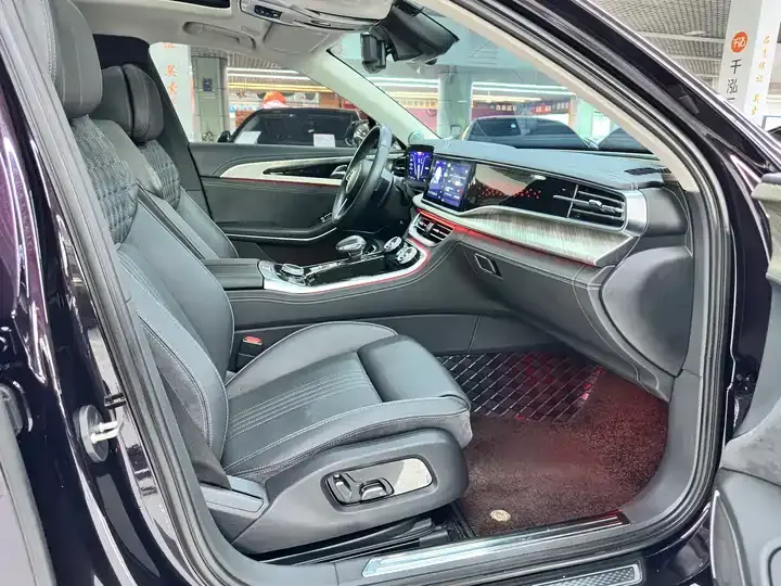 HongQi H9 2020 model 3.0T Intelligent Connected Flag-Charm Edition 10