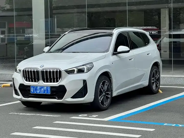 BMW X1 2023 sDrive25Li M Sport Suit 3