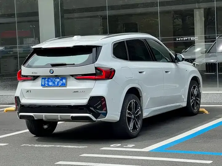 BMW X1 2023 sDrive25Li M Sport Suit 4