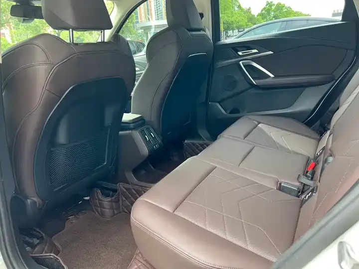 BMW X1 2023 sDrive25Li M Sport Suit 8