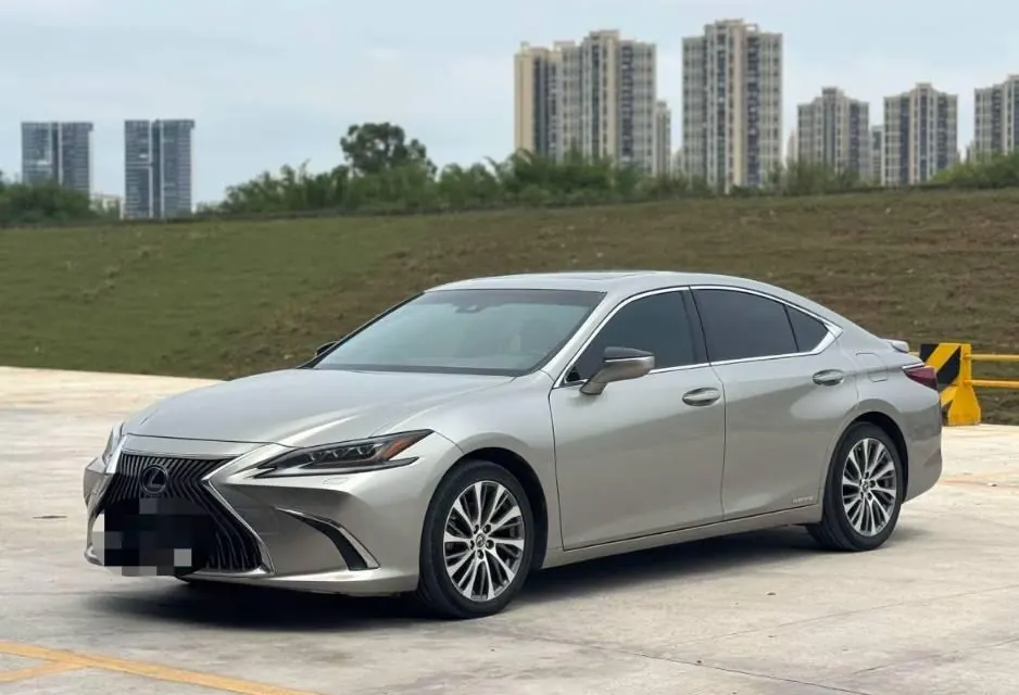 Lexus ES (Imported) 2020 ES300h 2.5 Stepless Premium Edition Automatic Gear - View 1