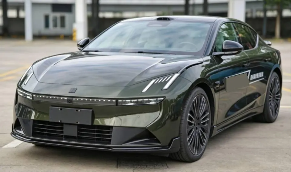 LYNK&amp;CO 2025 LYNK&amp;CO 10 EM-P 1.5T 240 Four-wheel Drive Ultra Sports Edition (Modified) Automatic Gear - View 1