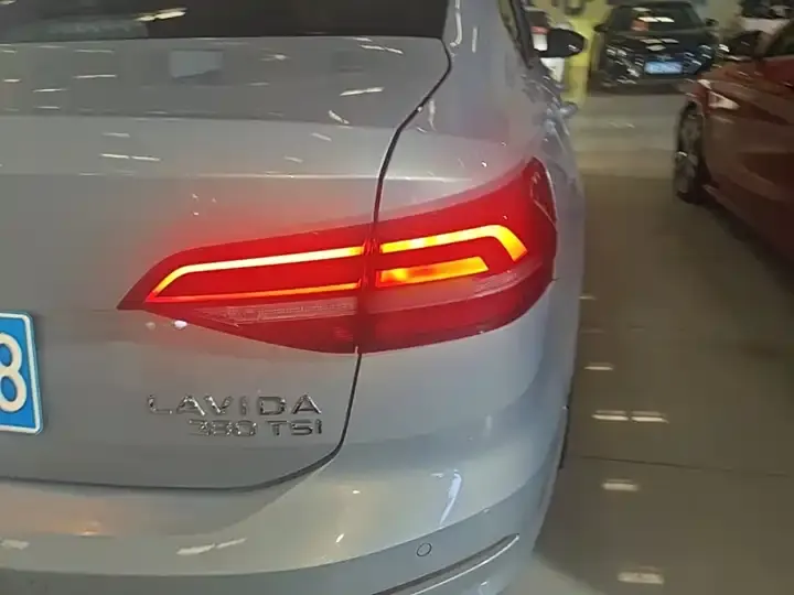 Lavida 2021 280TSI DSG Comfort Version 8